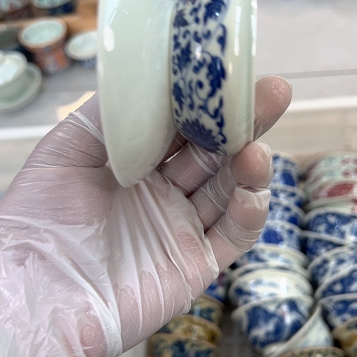 瓷片白青花缠枝莲茶漏全品