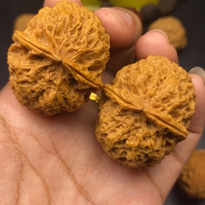 吊坠文玩核桃42尺铁绣球