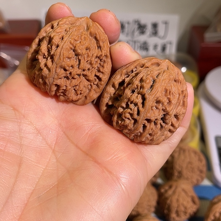 小***╮吊坠桃核南疆石……