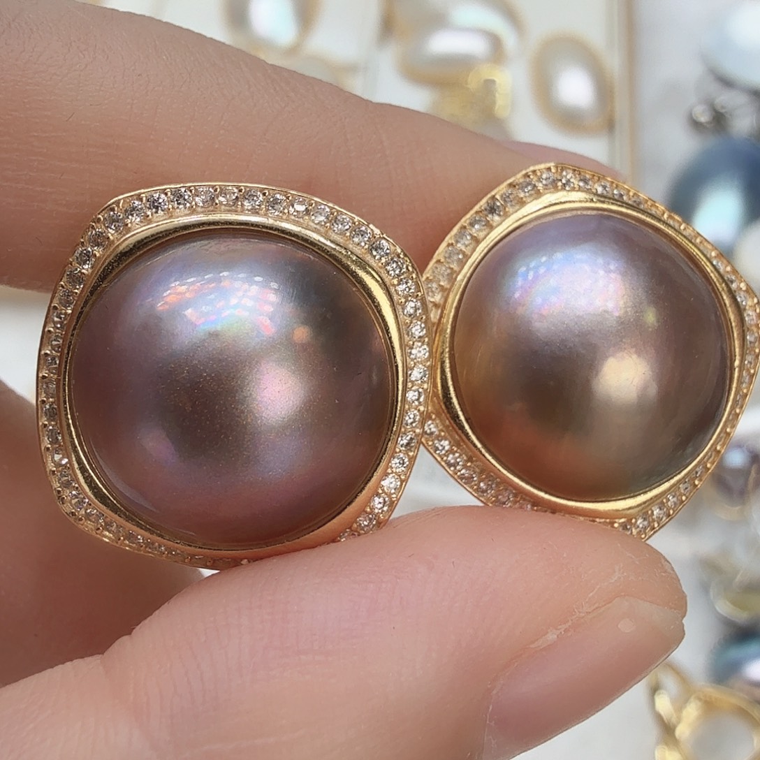 未镶嵌拼合珍珠（马贝珠）耳饰