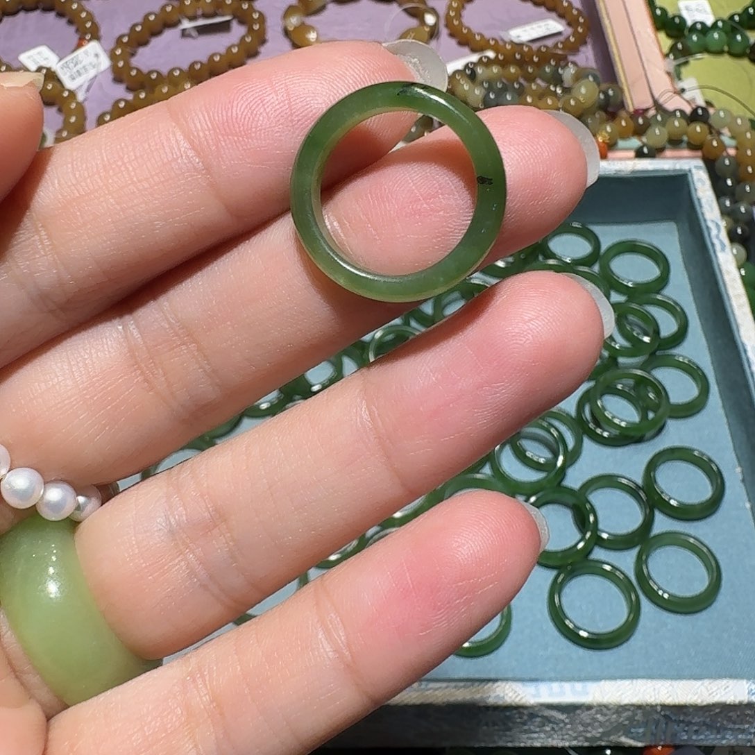 和田玉（碧玉）未镶嵌戒指