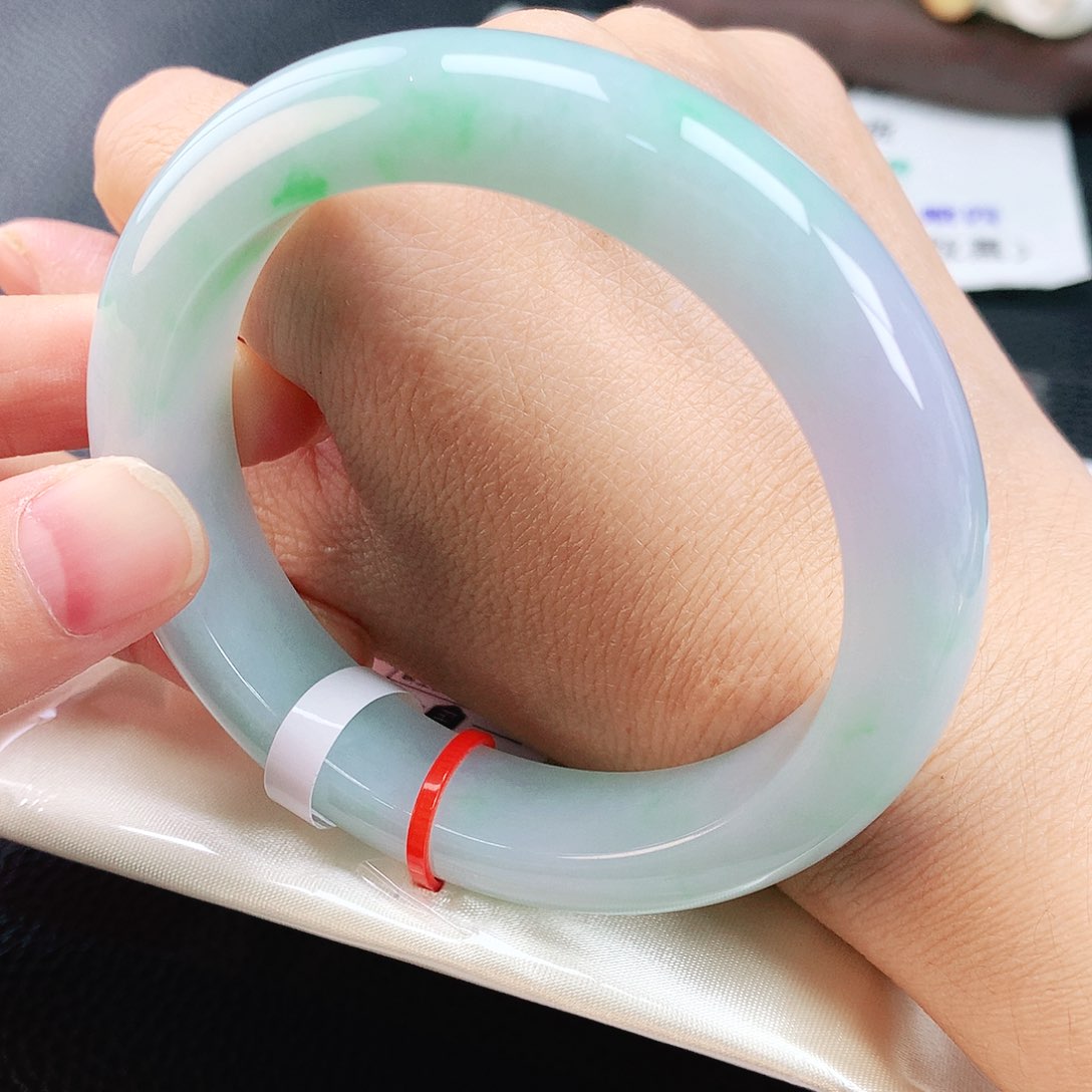 未镶嵌手镯翡翠58春彩