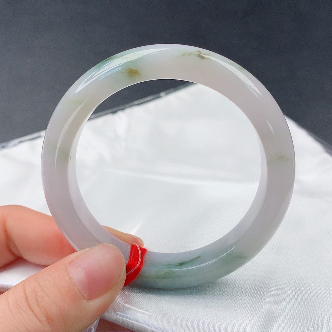 翡翠手镯未镶嵌50正52.6