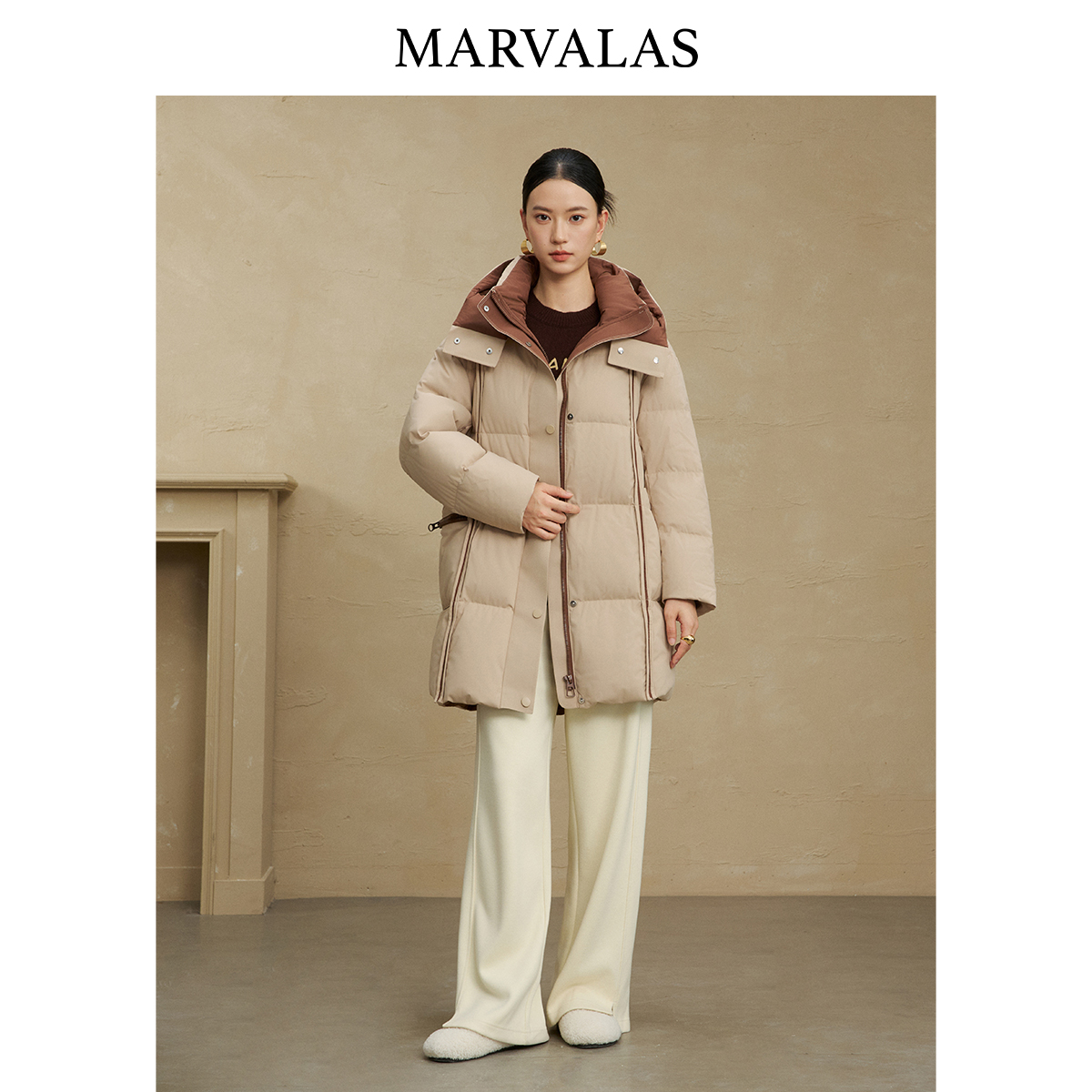 曼德诗撞色女冬季时尚连帽面包服加厚保暖外套