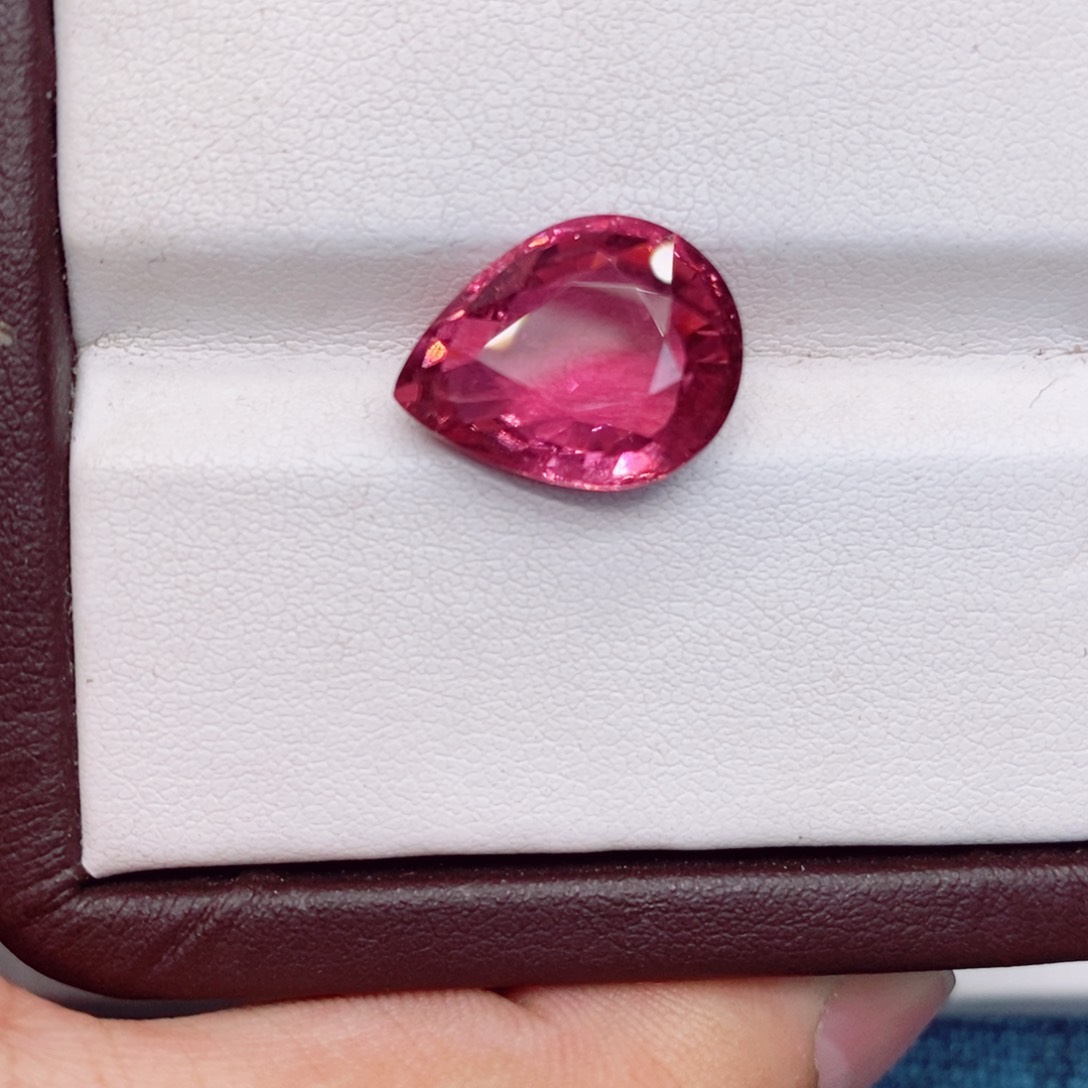 碧玺裸石未镶嵌碧玺9.5克拉