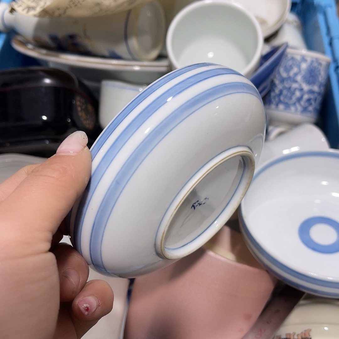 瓷片幼****草我不在这里干咯么