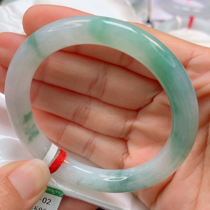 【闪购商品】翡翠手镯未镶嵌天然翡翠手镯