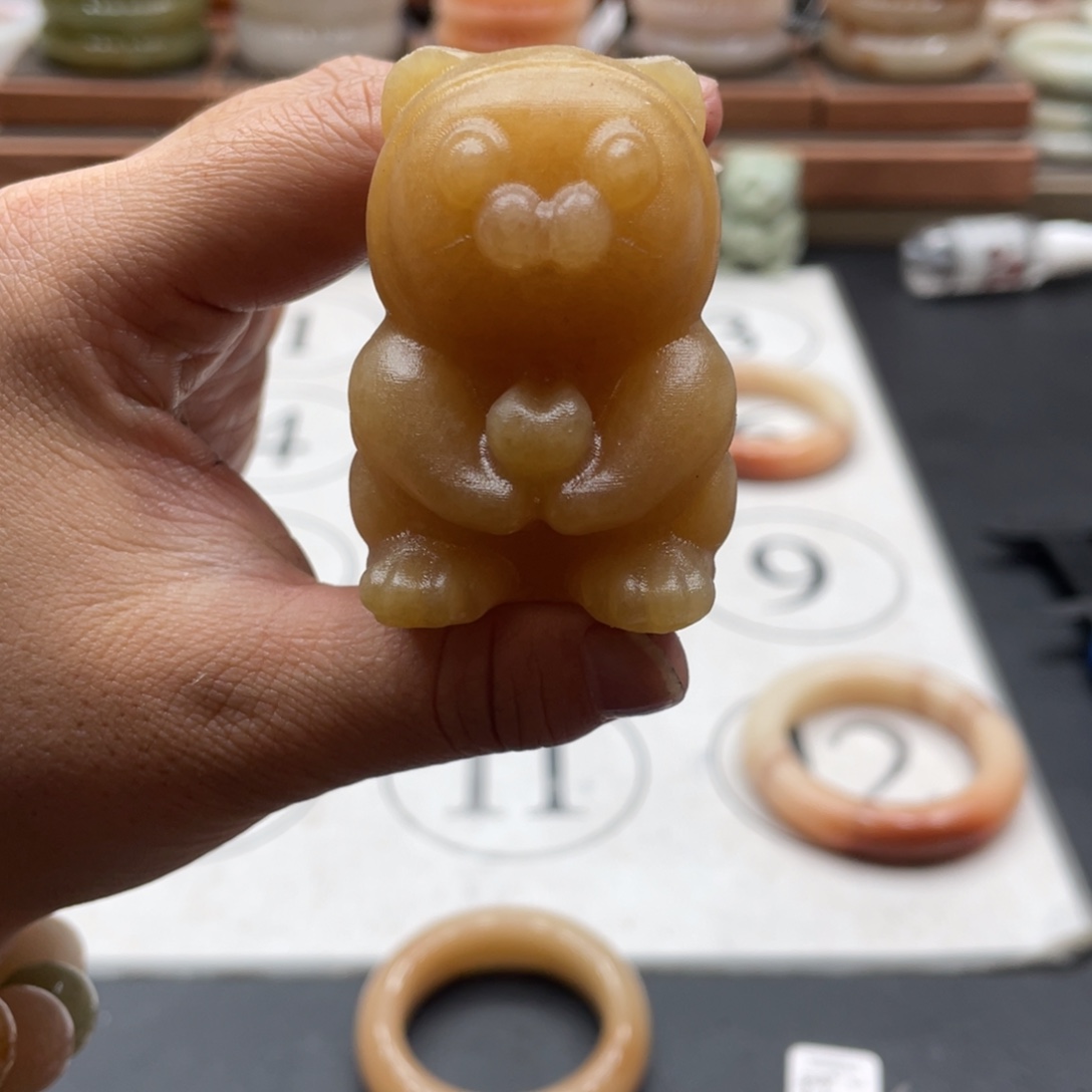 未镶嵌手镯石英质玉