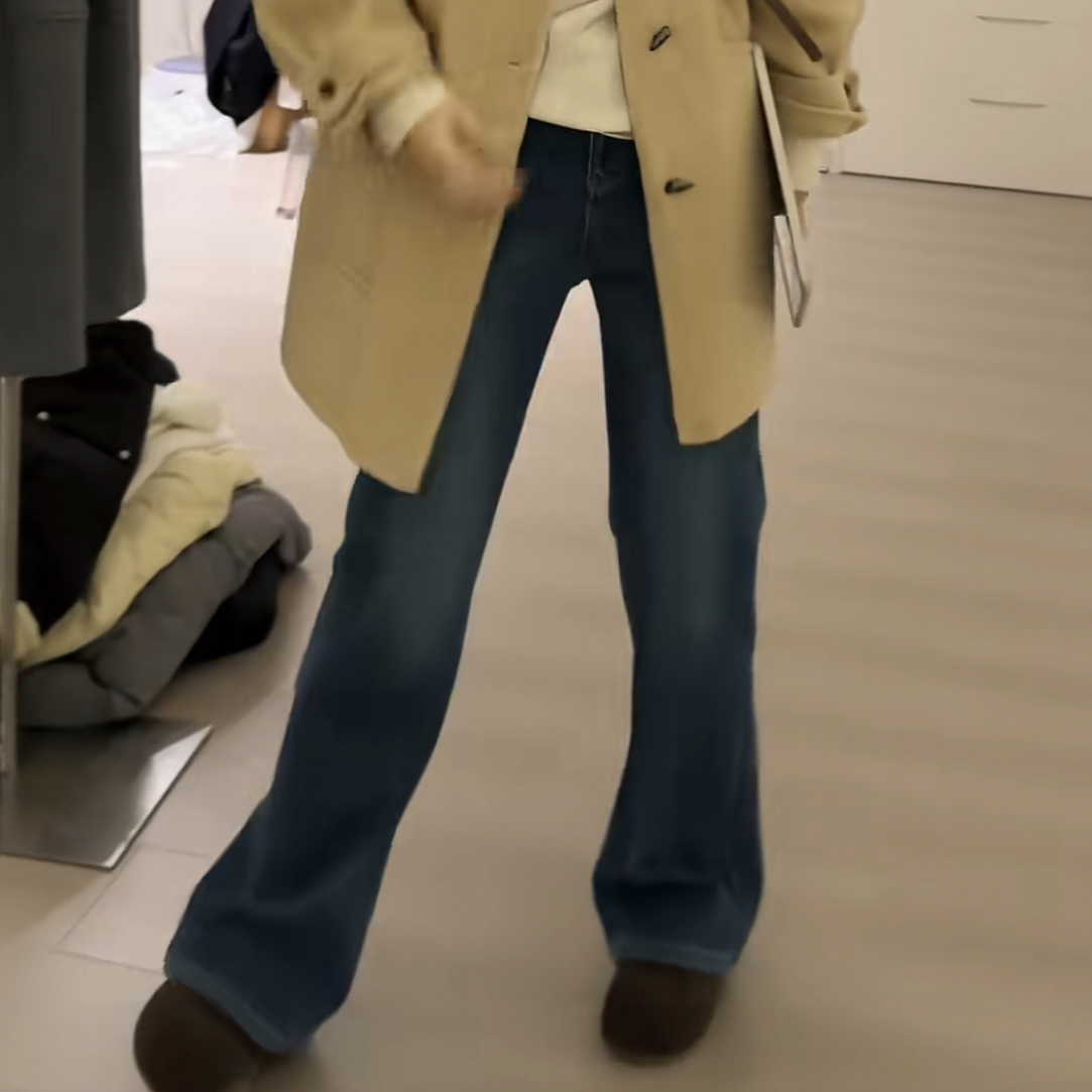 89052唯阁韩系【微喇裤】修身显瘦微喇裤加绒四面弹加绒牛仔裤