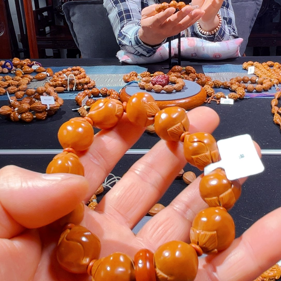 橄榄核吊坠新人在这里