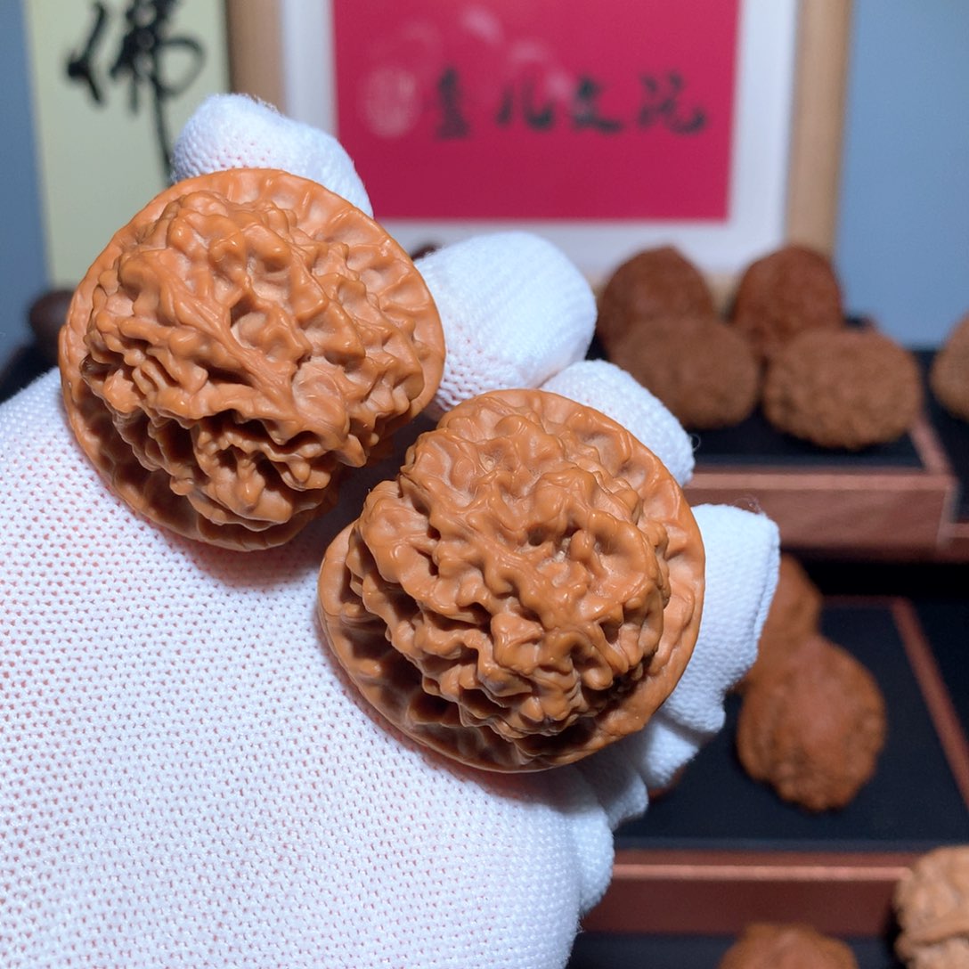 文玩核桃手串E****涛中华好核桃