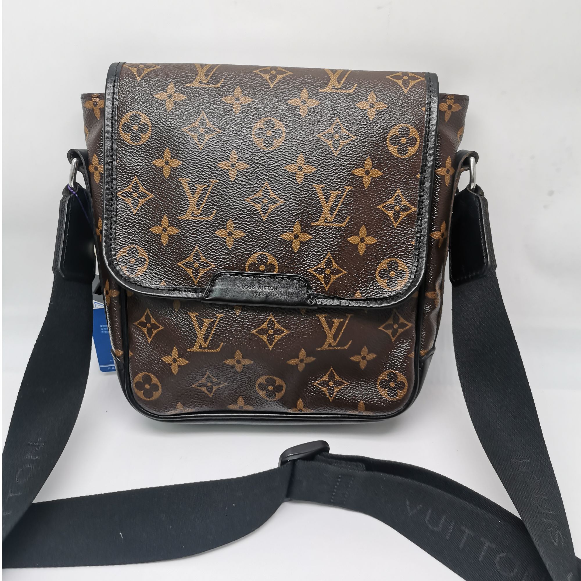 99新 LouisVuitton/路易威登 95新 17203 LV棕老花翻盖斜挎包