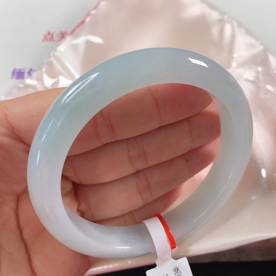 翡翠手镯未镶嵌①⑤①