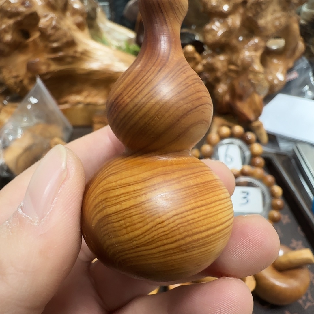 S***u柏木（崖柏）太行陈化黑油闻香葫芦