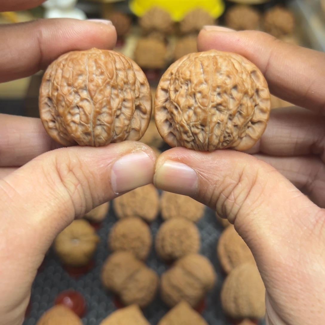 把件文玩核桃李*某全品平谷血麒麟狮子头37.8 01