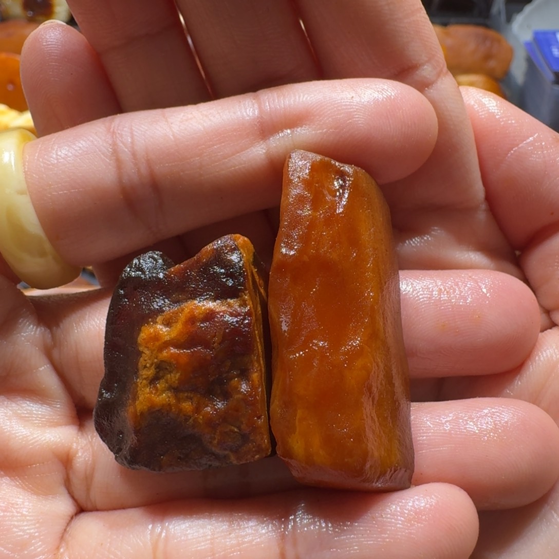 定制琥珀未镶嵌坤**记定制