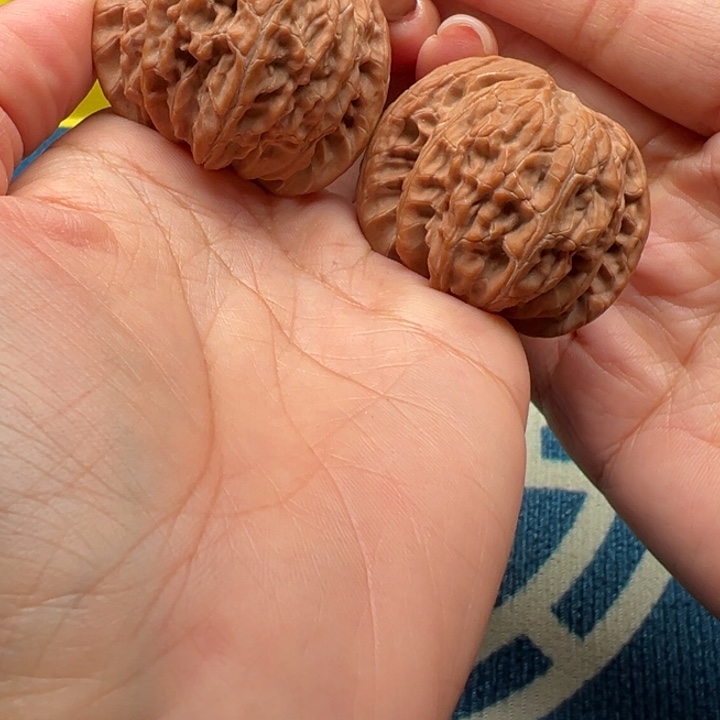 桃核吊坠文玩核桃磨盘