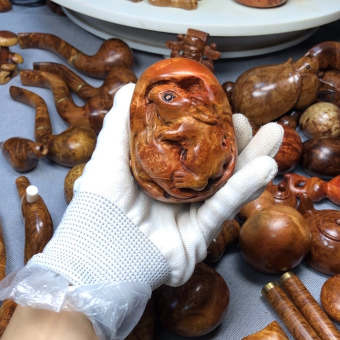 【闪购商品】木麻梨疙瘩火琉璃手把件