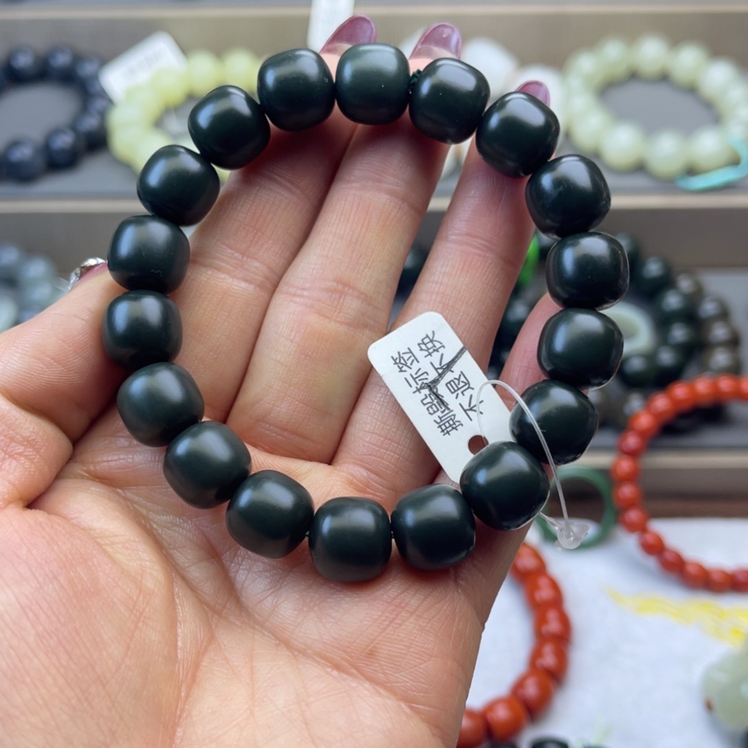 和田玉手链未镶嵌