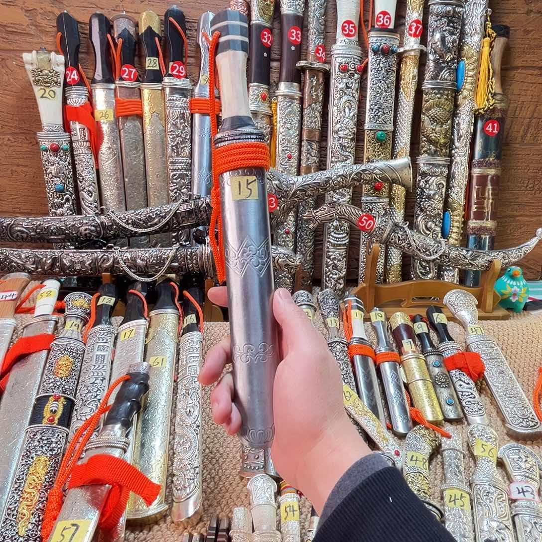 岗***x琉璃手工艺品大哥拍