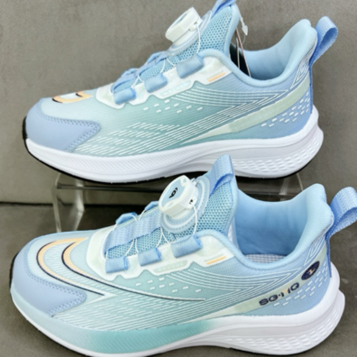 男童加大童碳板跑鞋2025春新款超轻加碳板防滑耐磨