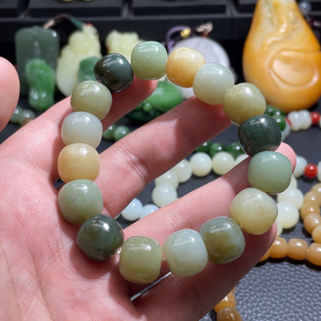 和田玉手串未镶嵌