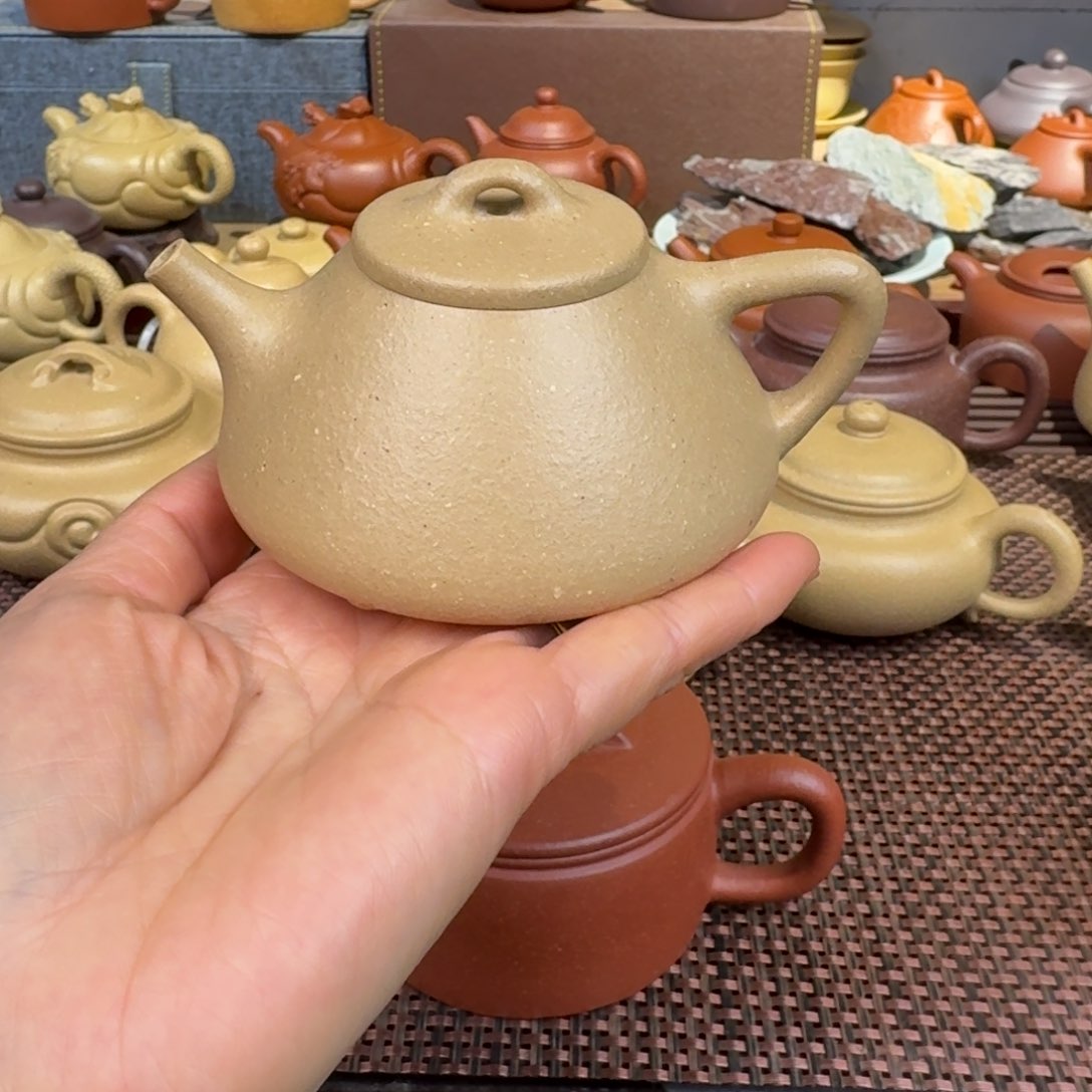 本山绿泥茶壶梨皮150毫升左右