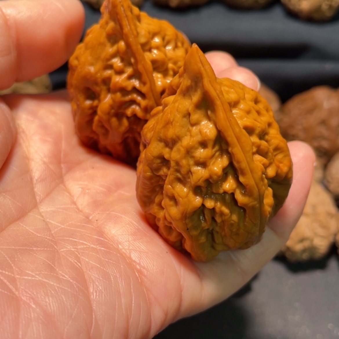 【闪购商品】文玩核桃吊坠雕**光东北楸子11