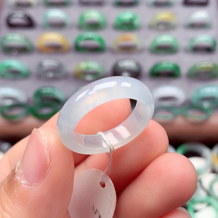 翡翠未镶嵌戒指18号