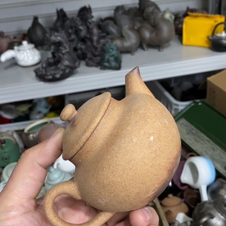 陶瓷艺术品及陶瓷壶