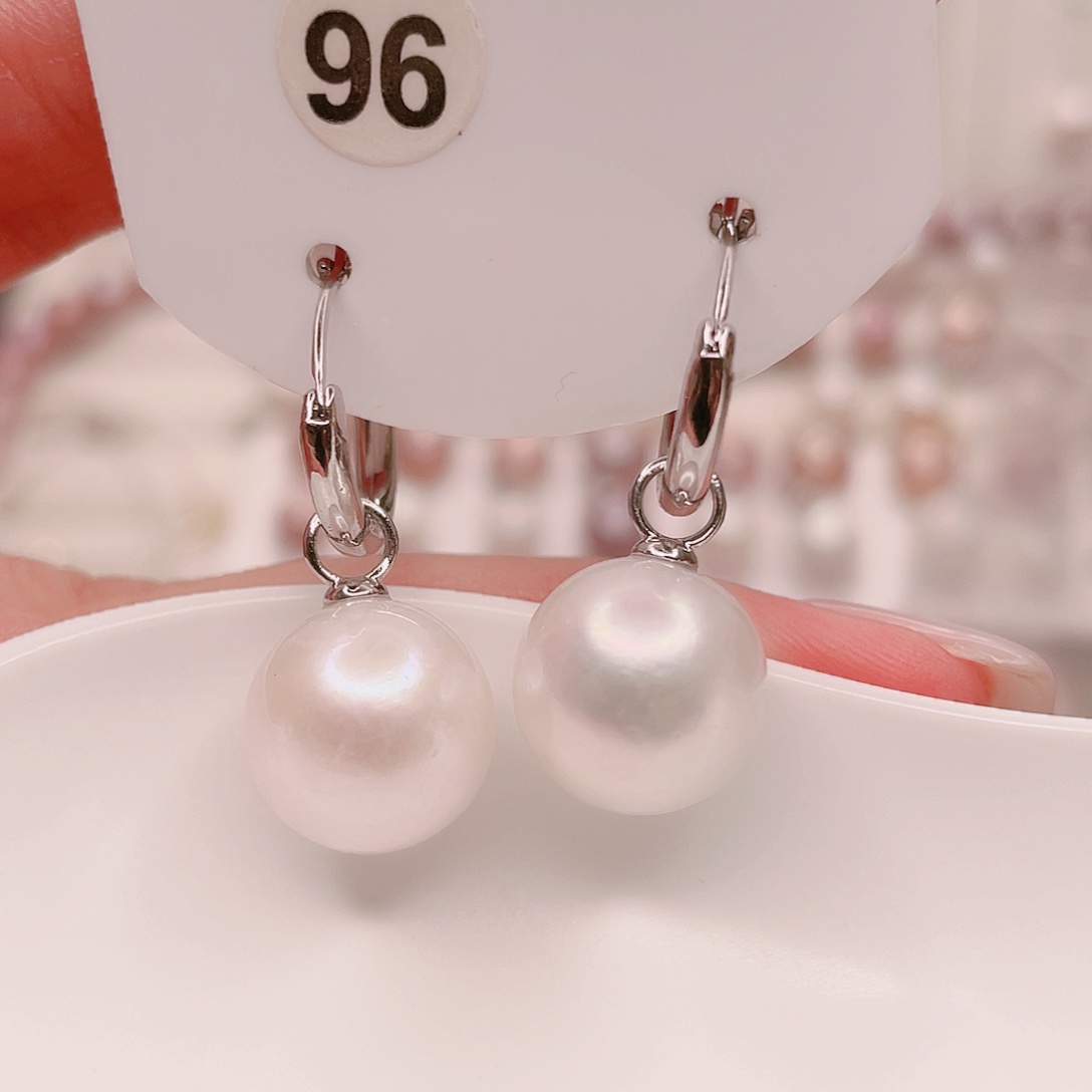 合金淡水珍珠吊坠(赠链)