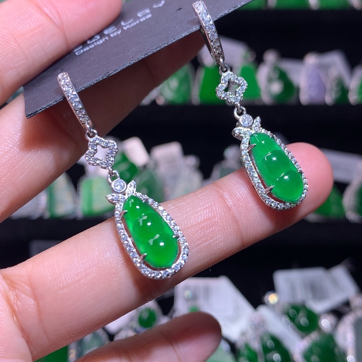 【闪购商品】银S925镶嵌翡翠耳饰