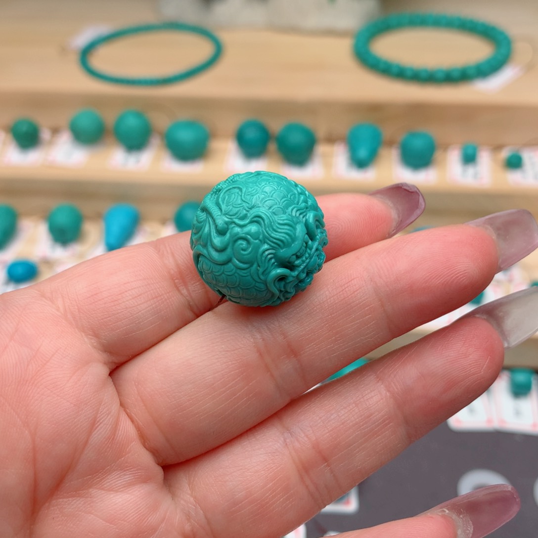 未镶嵌绿松石颈饰万***8