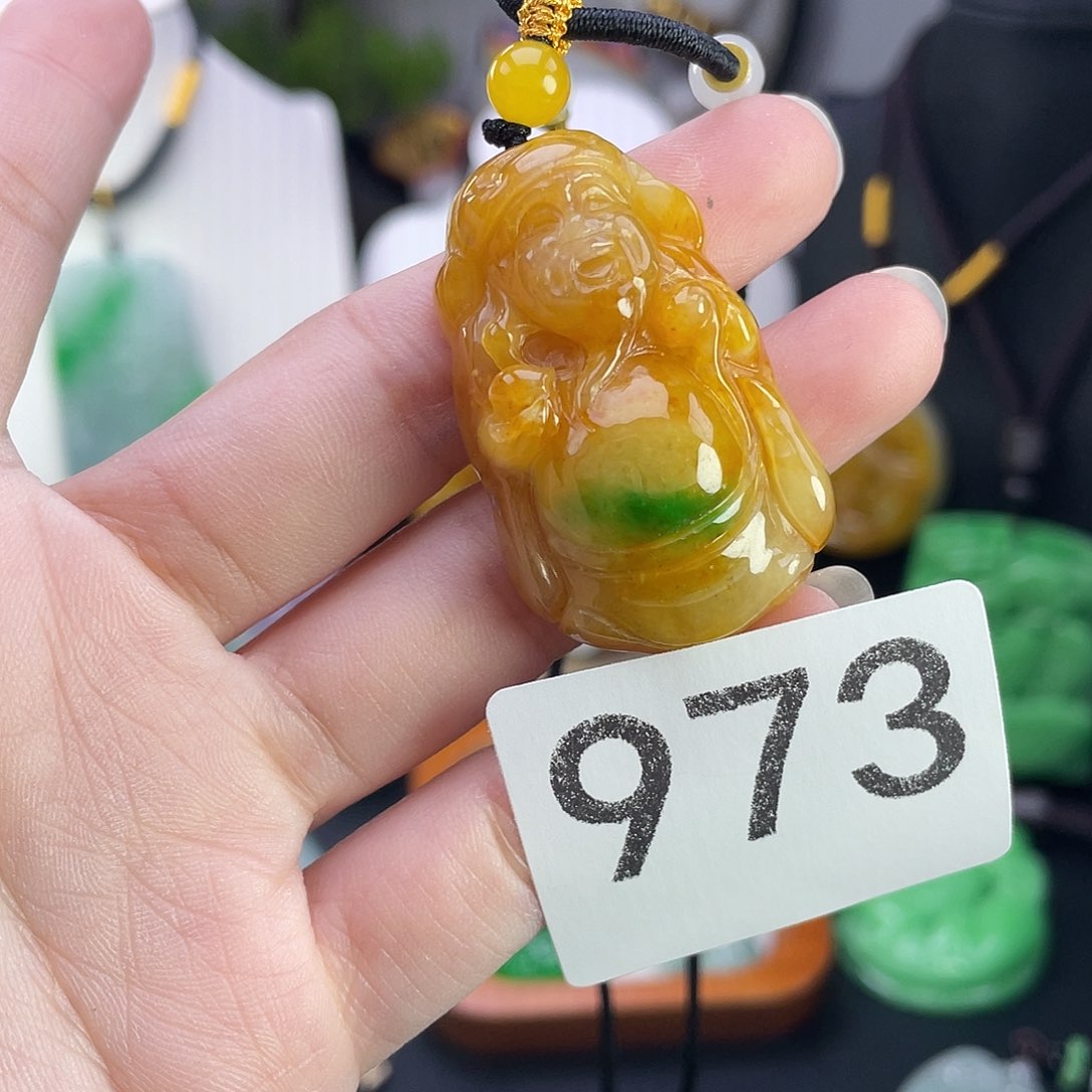 翡翠未镶嵌吊坠(赠链)