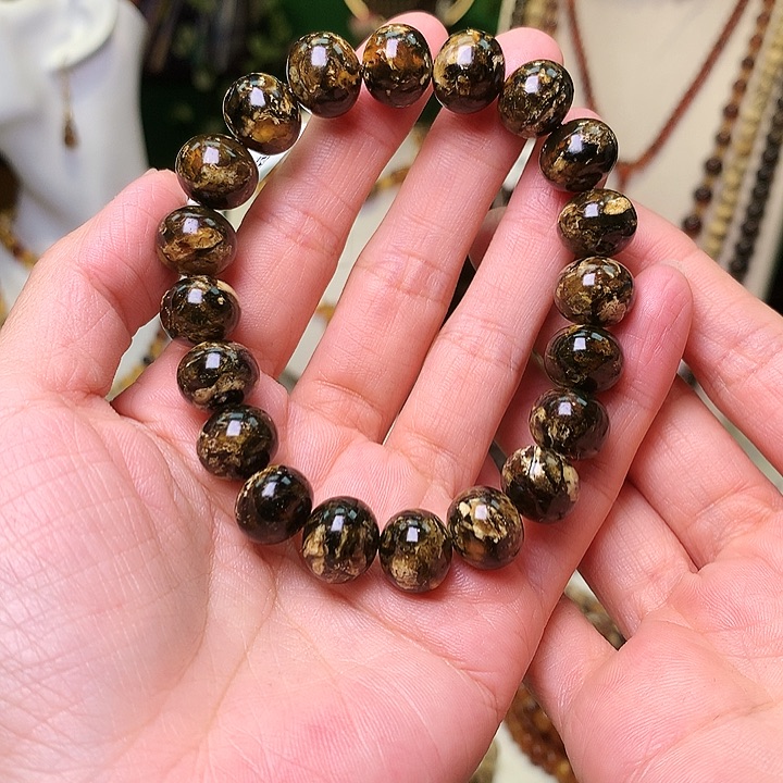 琥珀裸石未镶嵌最****1抚顺琥珀