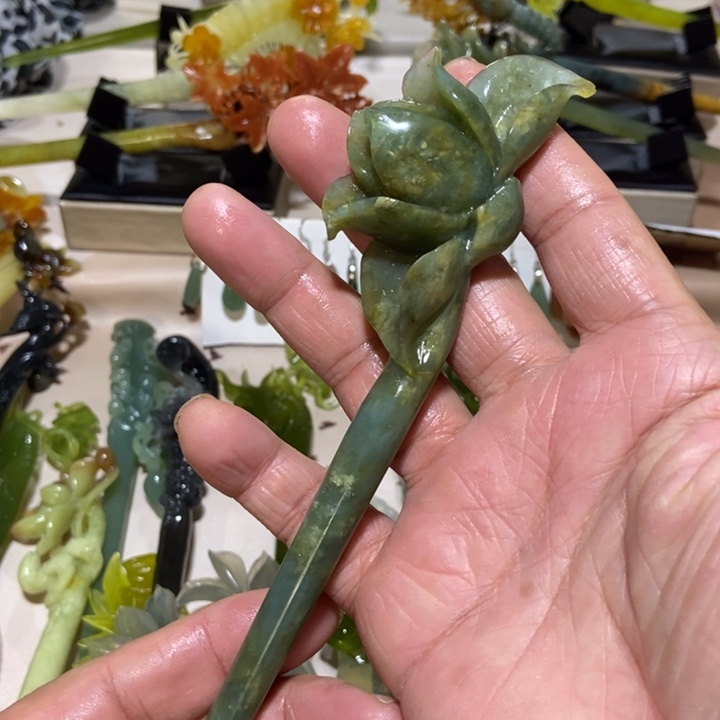 蛇纹石玉发簪未镶嵌