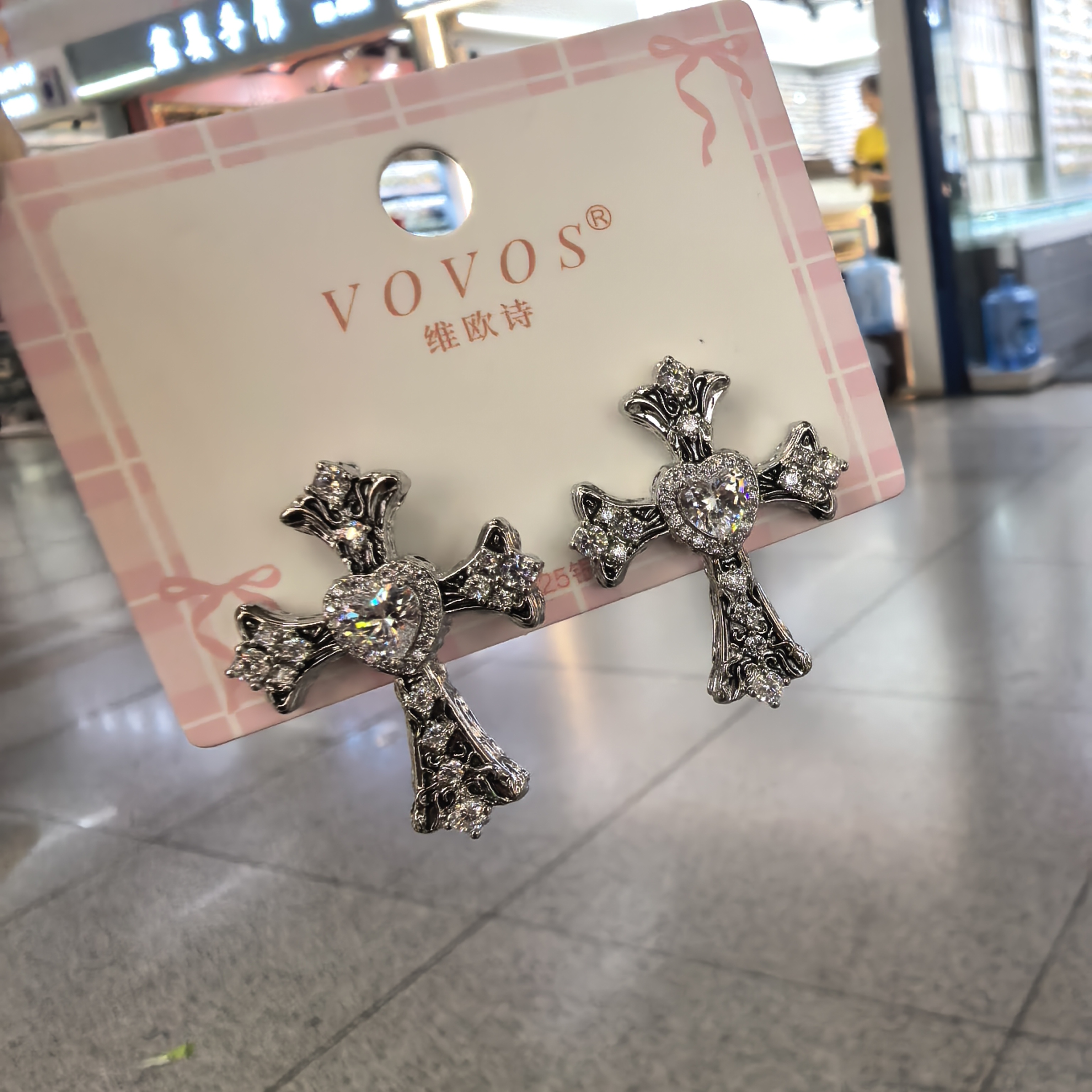 D385银色爱心克克闪闪耳钉耳饰