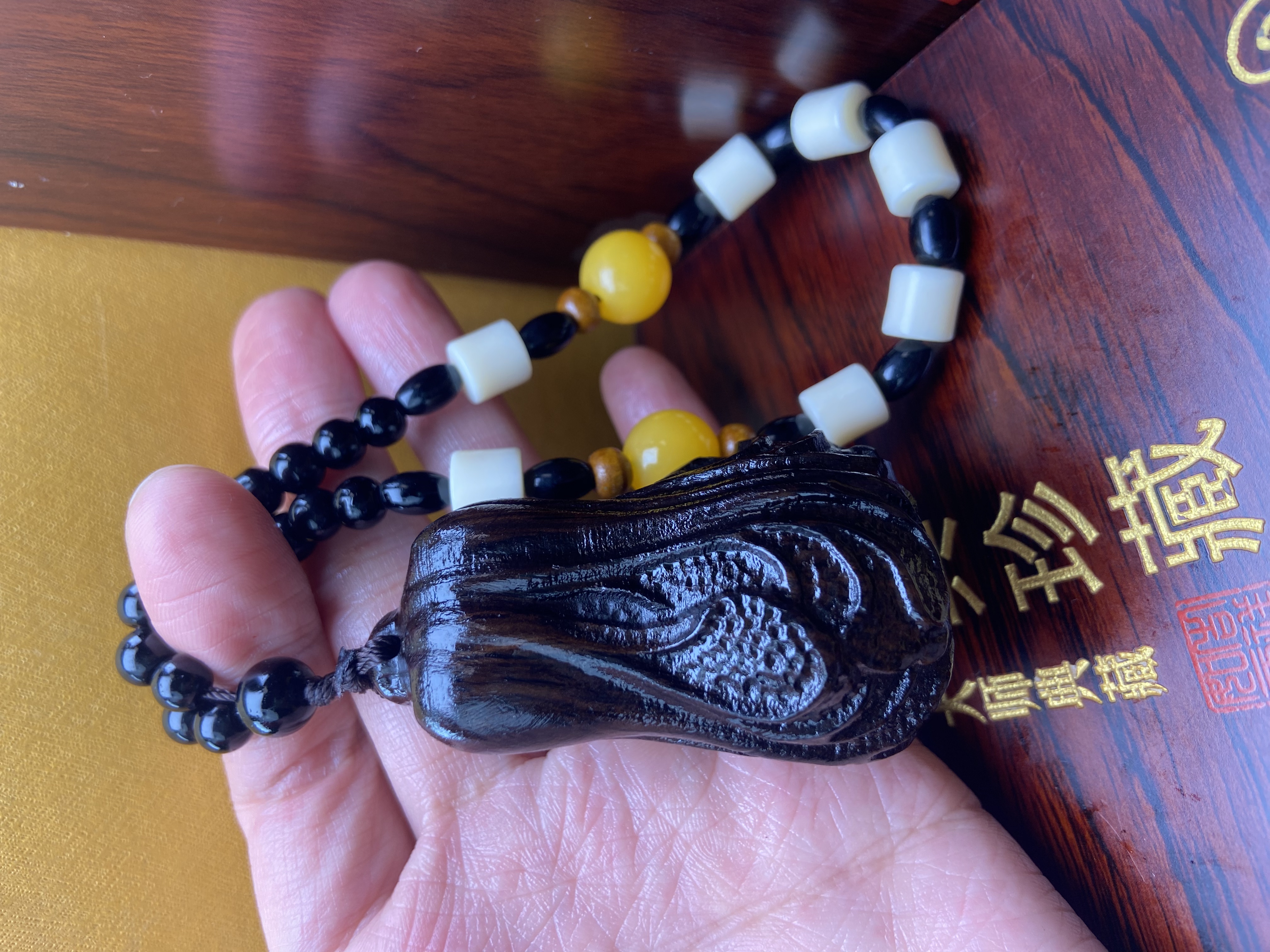 增香沉香木  【白菜】沉香木手把件  精品经典时尚