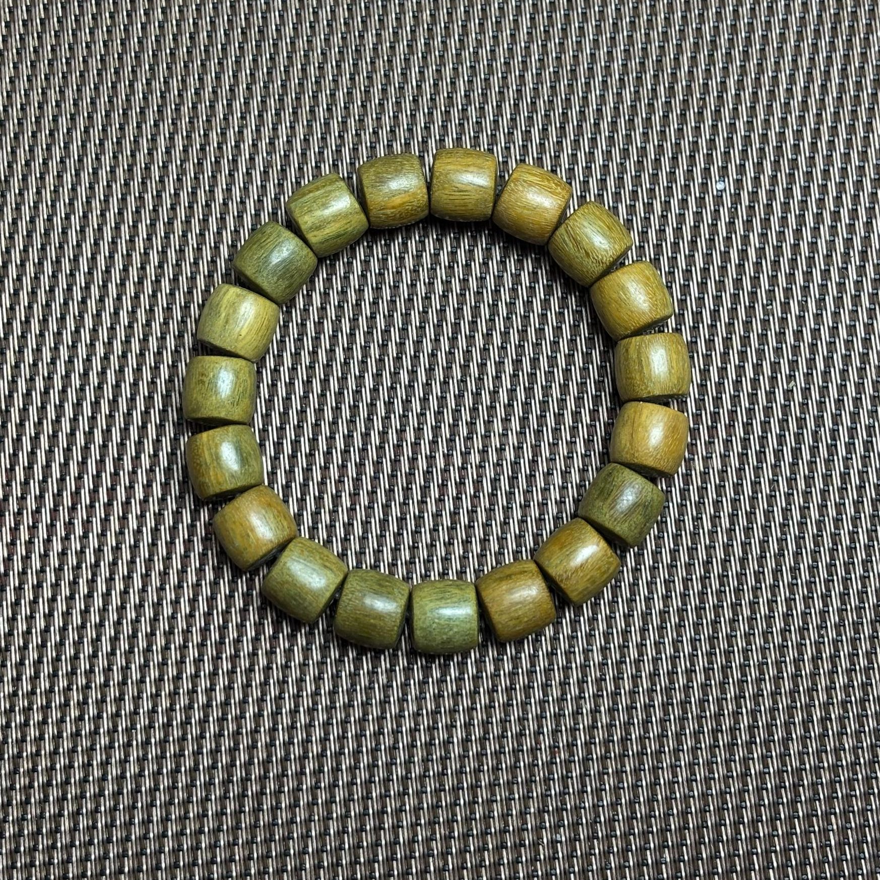 阿根廷绿檀1.0*1.1直切手串