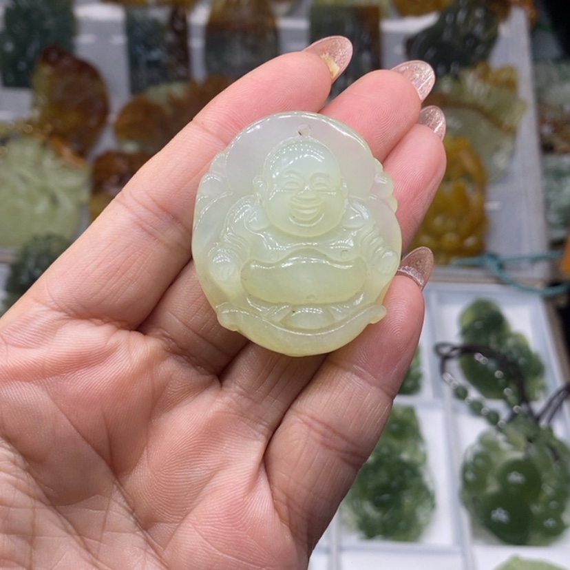 【闪购商品】蛇纹石玉颈饰未镶嵌