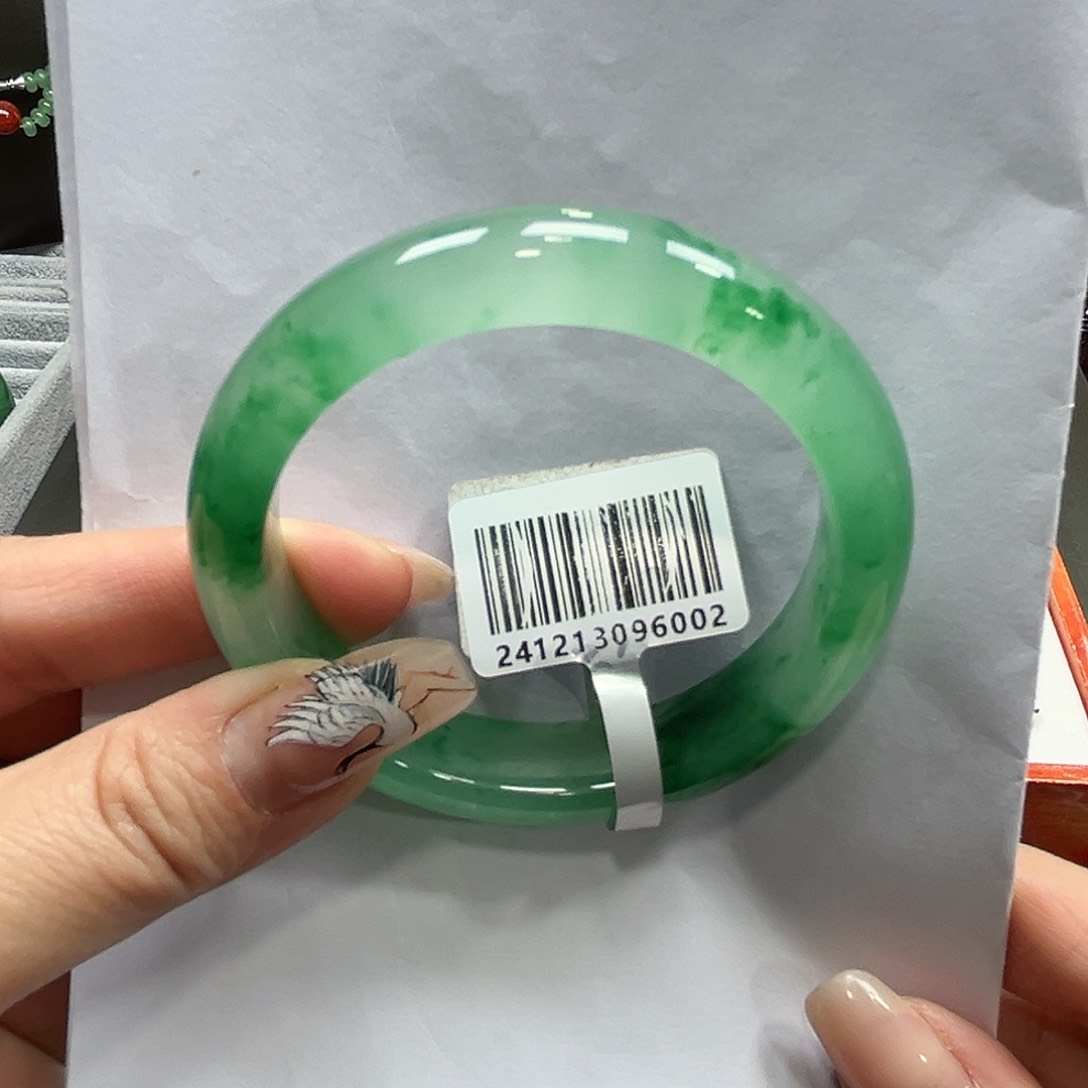 石英质玉手镯未镶嵌y*n