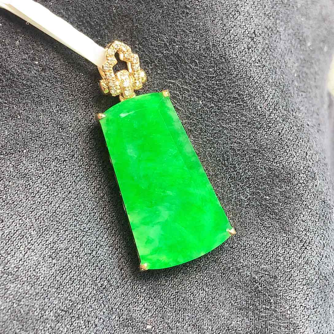 翡翠颈饰18K金镶嵌上新