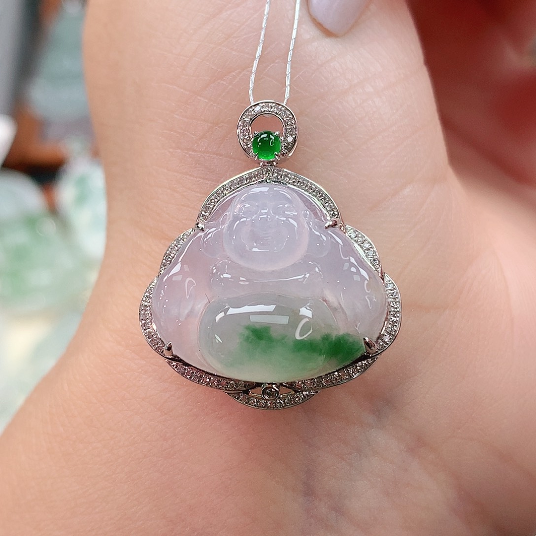 颈饰18K金镶嵌翡翠佛公