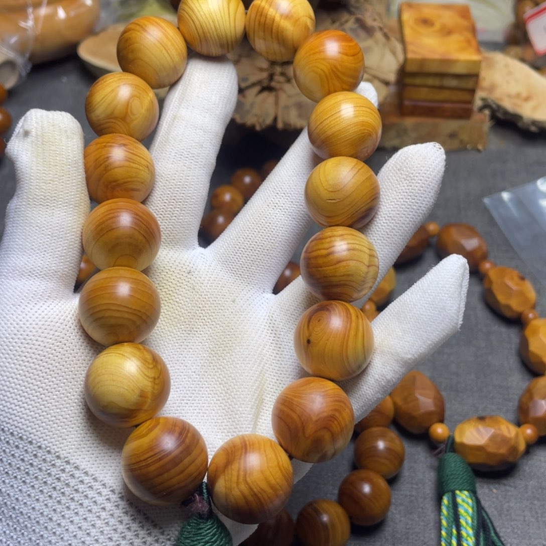 半***迹柏木（崖柏）1.8手持