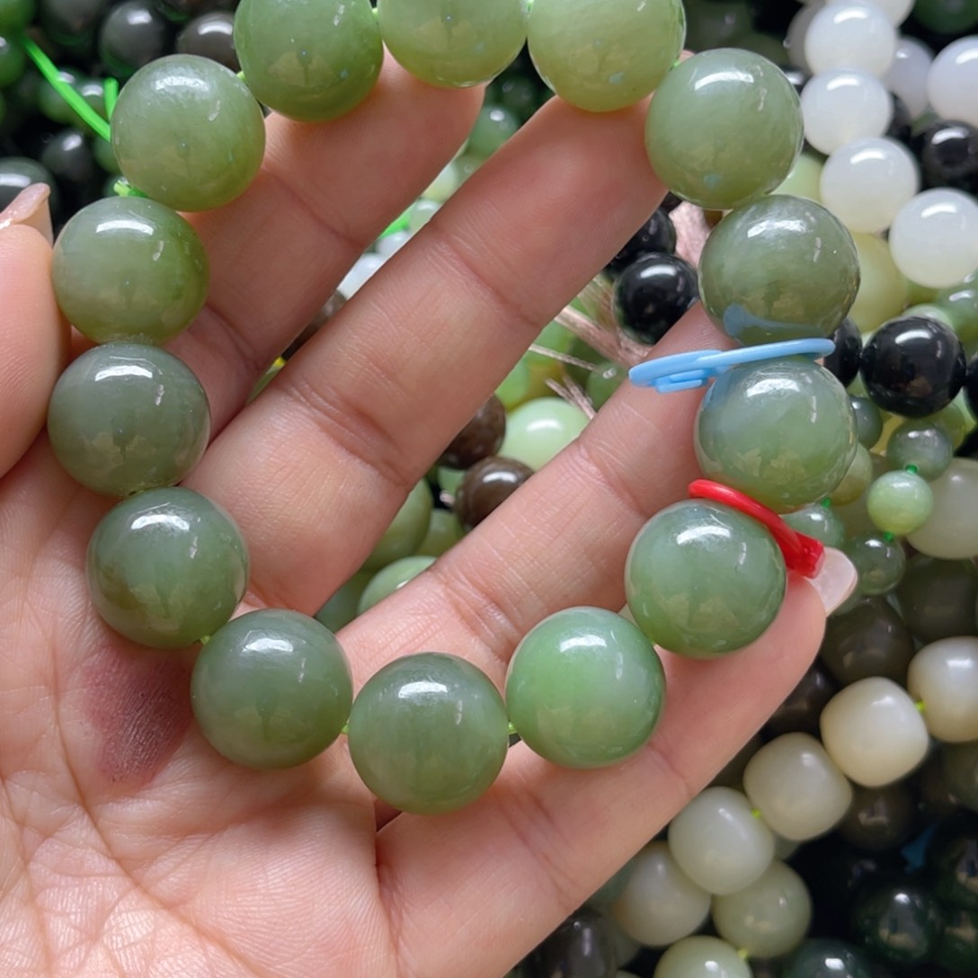 和田玉手链未镶嵌