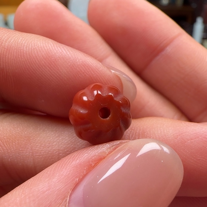 帥***歌玛瑙/玉髓未镶嵌颈饰