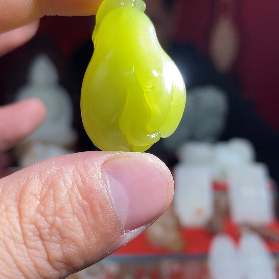 吊坠(不含链)未镶嵌和田玉（黄玉）