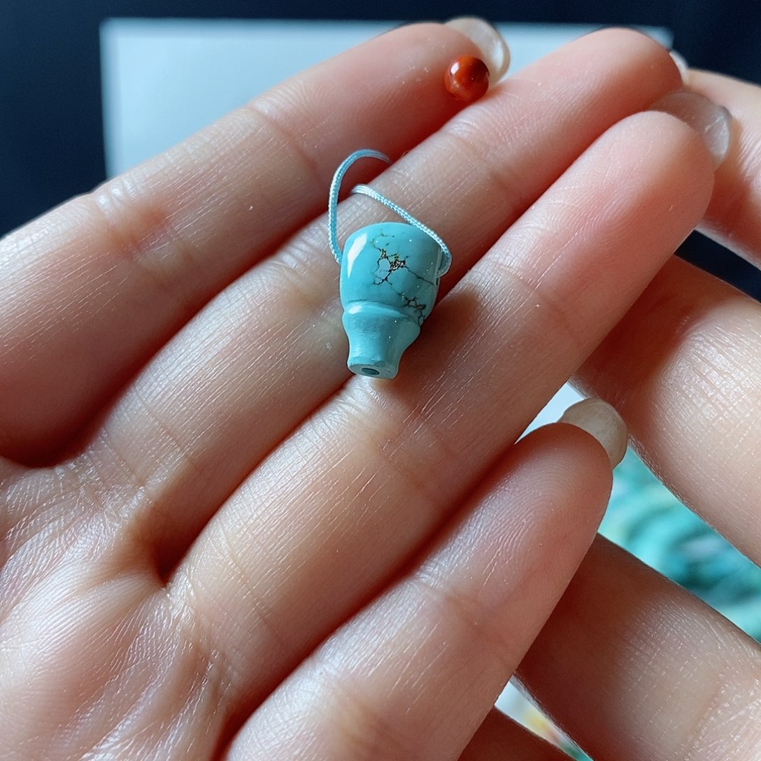 南红玛瑙颈饰未镶嵌