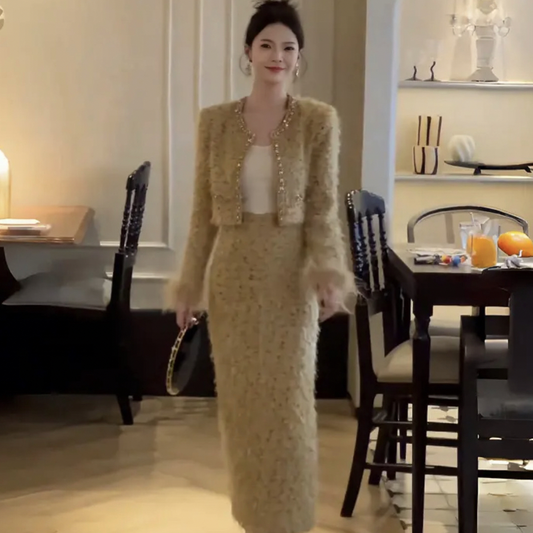 2025小香风气质时尚加棉加厚百搭鸵鸟毛拼接套装女长款秋冬两件套