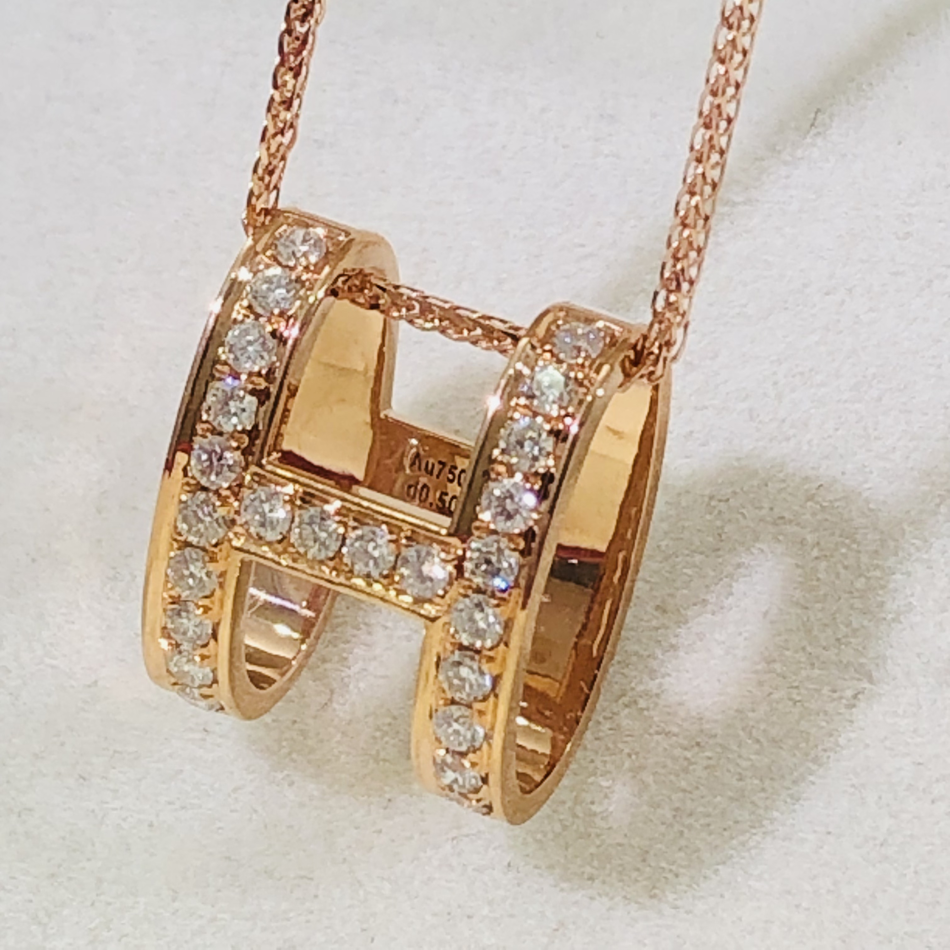 18K玫瑰金时尚钻石H套链轻奢